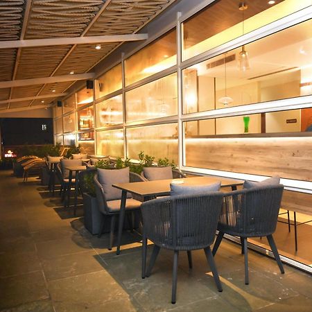 Hotel Sonar Bangla Пурі Екстер'єр фото
