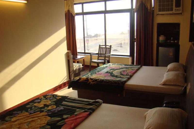 Hotel Sonar Bangla Пурі Екстер'єр фото